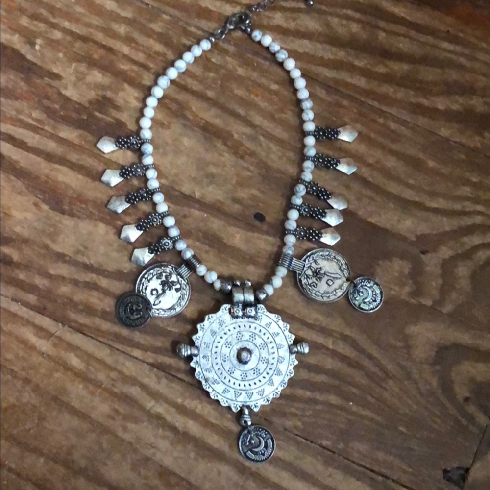 Free people necklace